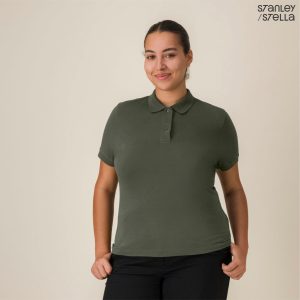 Fitted dam-piké av piqué-tyg