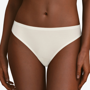 Chantelle soft stretch String – Ivory